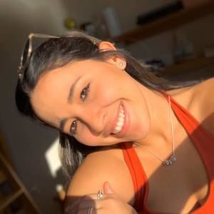 Meet your Posher, Adriana